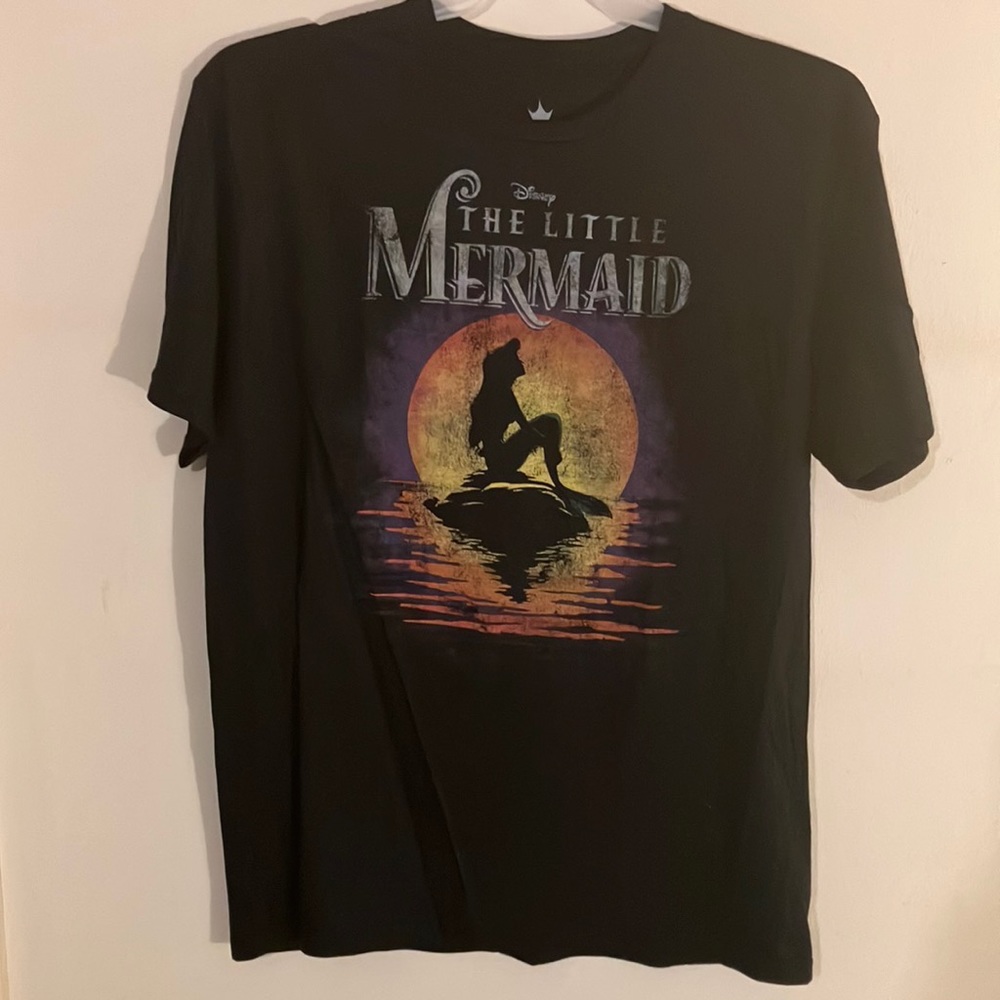#116 - Men’s Disney Little Mermaid Graphic Crew Neck SS T-shirt - M (38/40) - Picture 1 of 3